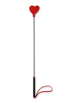 Stack dugačak sa crvenim srcem