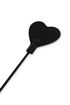 Stack je dugačak sa crnim srcem