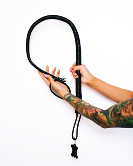 Scandal bič od prave kože (crna)