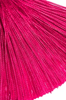 Kopče za bradavice Pecado BDSM, viljuške, sa resicama od svile, metal, bordo