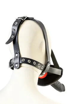 Geg sa falusom Toifa Theatre, crno