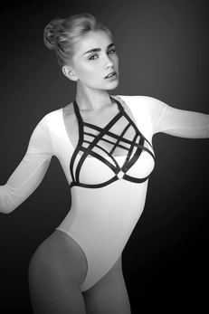 Bijouk pour toi fixacija: Clara harnais de Corps elastikue Clara