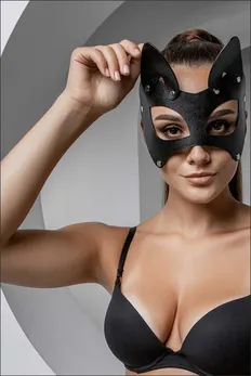 Maskaklasična mačka