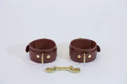 Lisice passion. brown