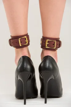 Manžetne za gležnjeve passion. brown