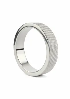 Mr. Steel CrissCross C prsten 55mm od nerđajućeg čelika sa teksturom