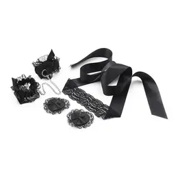Lace Me Up elegantan crni čipkani bondage set sa podesivim i višekratnim dodacima