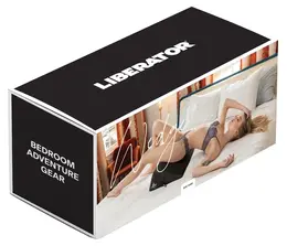 Liberator Wedge crni ergonomski jastuk za pozicioniranje 61x35.5x18 cm