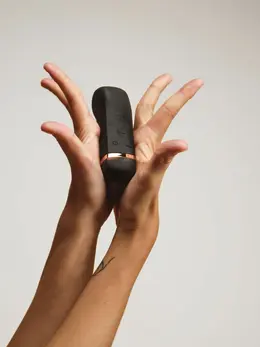 Handy Oh! Vibrator, interaktivna intimna igračka roze boje koja reaguje na zvuk