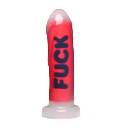 NS Novelties silikonski dildo crveni 18.5 cm sa rebrastom teksturom i vakuumskom bazom