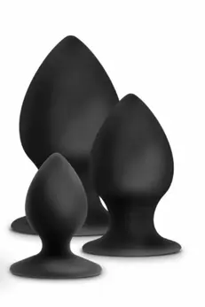 Blush Novelties Anal Adventures Platinum Stout Plug Kit silikonski analni čepovi u tri veličine
