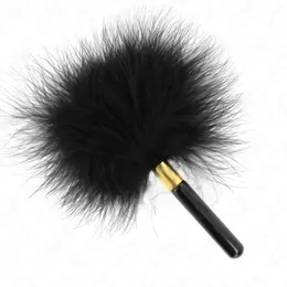 KINK Black Gold Metal Feather Teaser - 18 cm Sensory Accessory