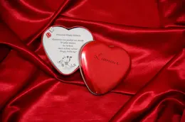 L'amour Couples Game - Heart-Shaped Cards & Gift Tin, 54 Pieces