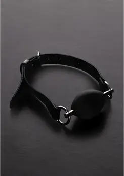 Ouch! Oval Silicone Restraint Ball with Adjustable Leather Strap 42.5mm