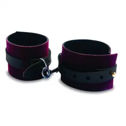 Sportsheets S&M Enchanted Set - Burgundy Blindfold & Adjustable Cuffs
