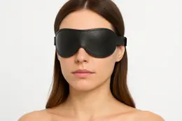 Maska od prave kože na kopči