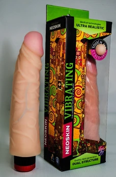 Vibrator realista human formkiberkoža