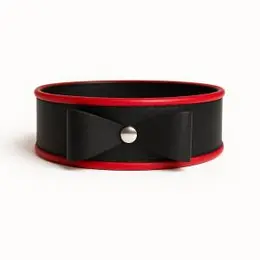 Ogrlica od eko kože crno crvena