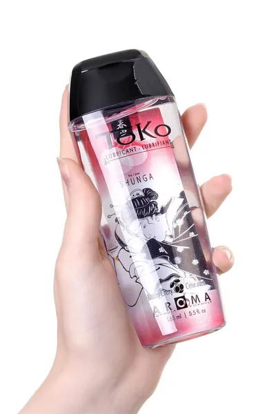 Съедобный лубрикант с ароматом вишни .