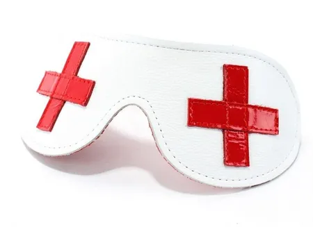 Maska od prave bele kože sa crvenim lakovima