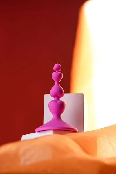 Toifa analna čaura ružičasta 8 cm