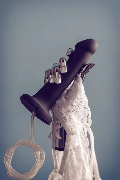 Strap-on-me Dildo Semi-Realistic dildo sa funkcijom ejakulacije, crni L, 18,2 cm