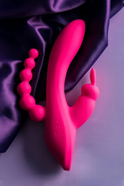 Jos Spanki trostruki vibracioni stimulator, silikon, roze, 21 cm