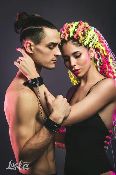 Parti Hard Liberate lisice