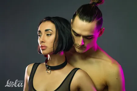 Parti Hard Cabaret ovratnik