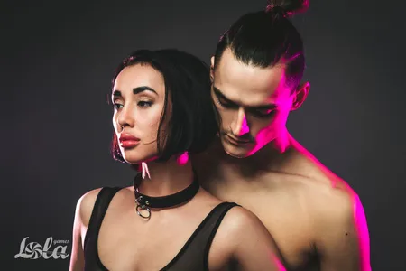 Parti Hard Cabaret ovratnik