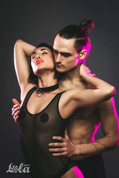 Parti Hard Cabaret ovratnik