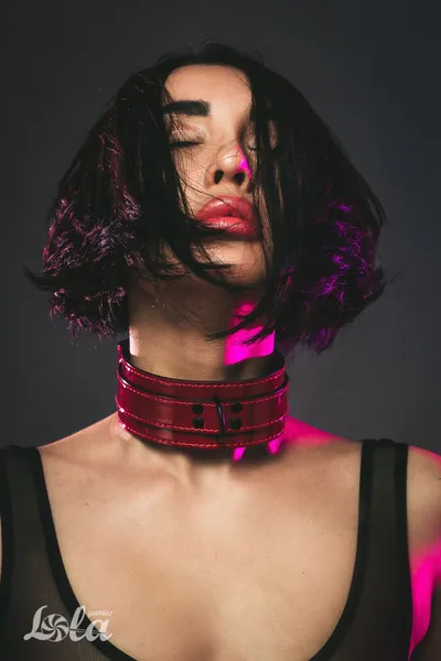 Party hard eccentric ogrlica