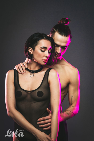 Parti Hard Cabaret ovratnik
