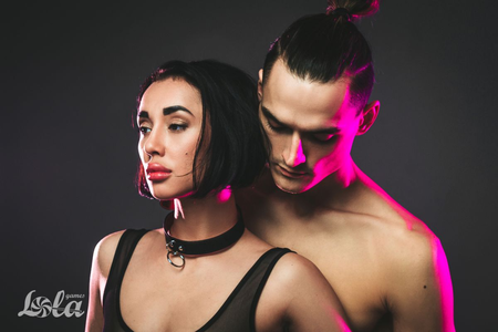 Parti Hard Cabaret ovratnik