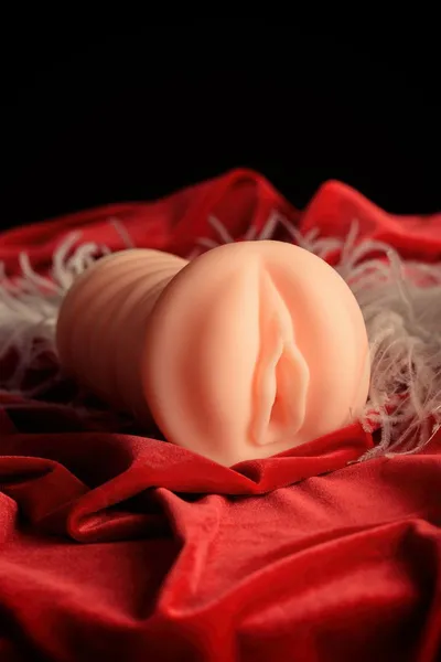 Nimph auto iz serije Tri sestre, vagina masturbator sa vibracijom