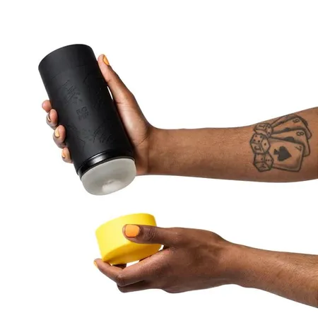 Masturbator Romp Dash