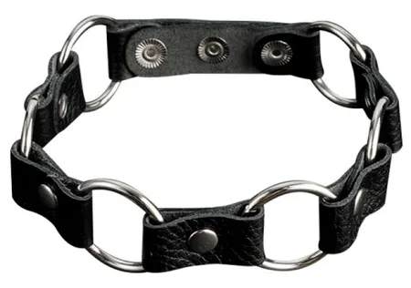 Kožna crna ogrlica sa prstenovima