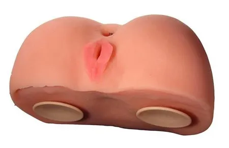 Vagina i popka na sisama