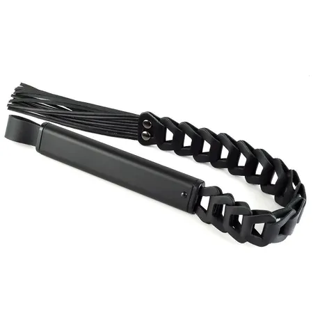 Crna kožna pletenica kleopatra .