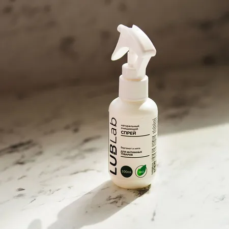 Lublab prirodni sprej za čišćenje intimnih proizvoda bergamot i metvica 100 ml