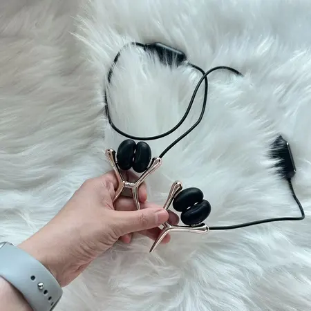 Interaktivne vibracije na bradavicama Tingon N1