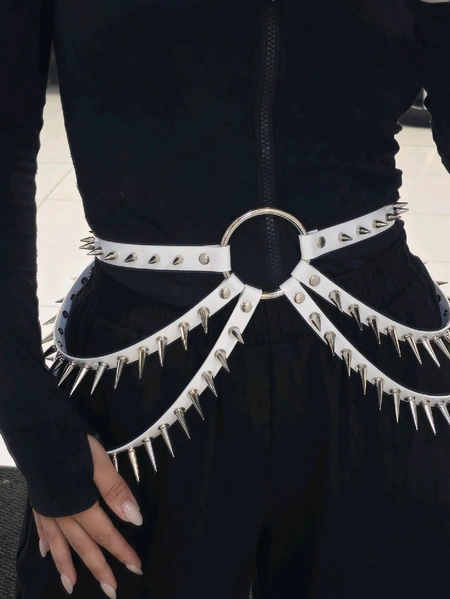 Bodljikavi vinilni pojas scenski plesni kostim portupai