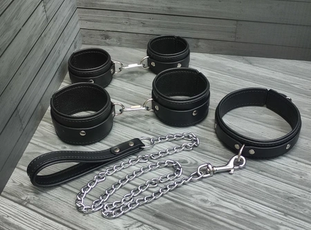 Lisice od prave kože (BDSM)