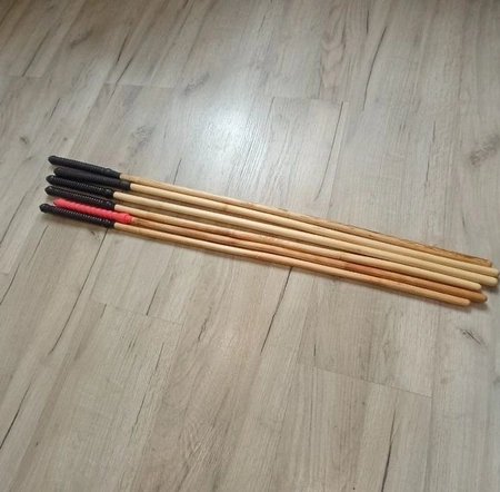 BDSM ratan sa drškom od latexa