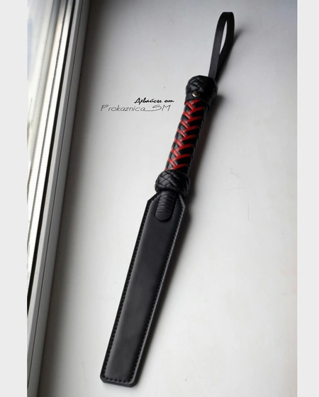 Šlepalka, padl, spanker bdsm