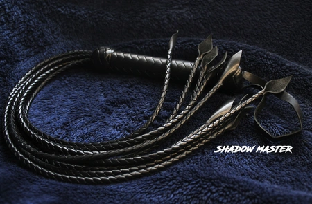 Bič Mačka devяtihvostaя