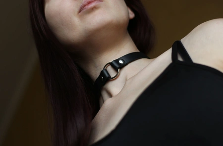 Ogrlica Choker sa prstenom