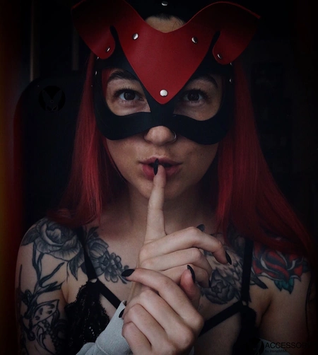 Mačja Maska i čoker od kože