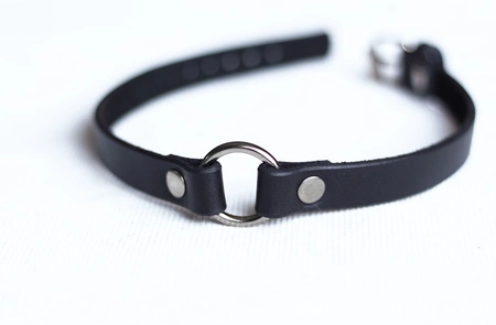 Ogrlica Choker sa prstenom