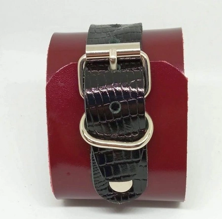 BDSM lisice različite boje kože (P2244)